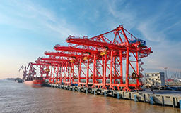 衛華集團再次惠購宏山激光30kW大幅面激光切割機，全力構建新質生產力